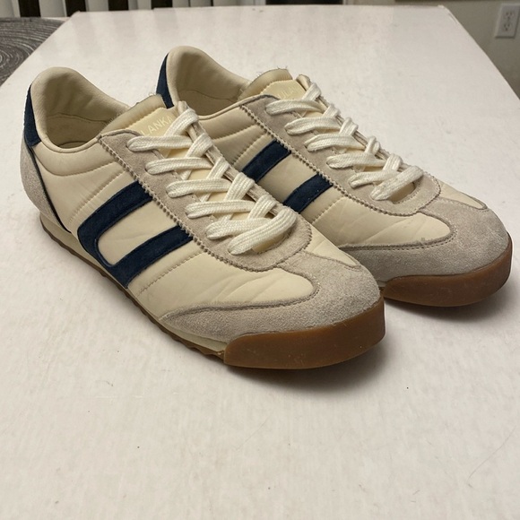 Essentials by ULANKA Men’s Sneakers Size 11US - Picture 1 of 10